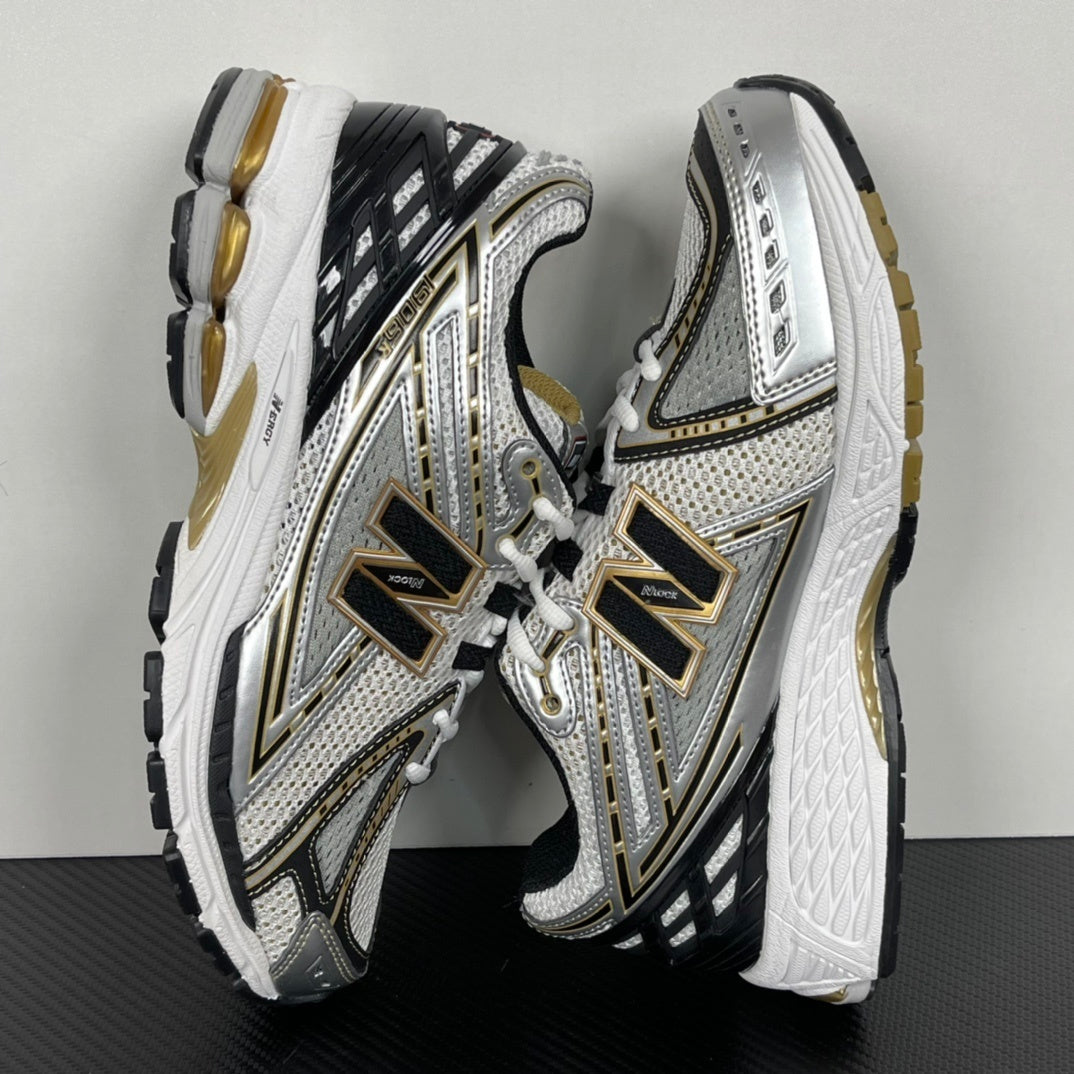 1906 Metallic Gold