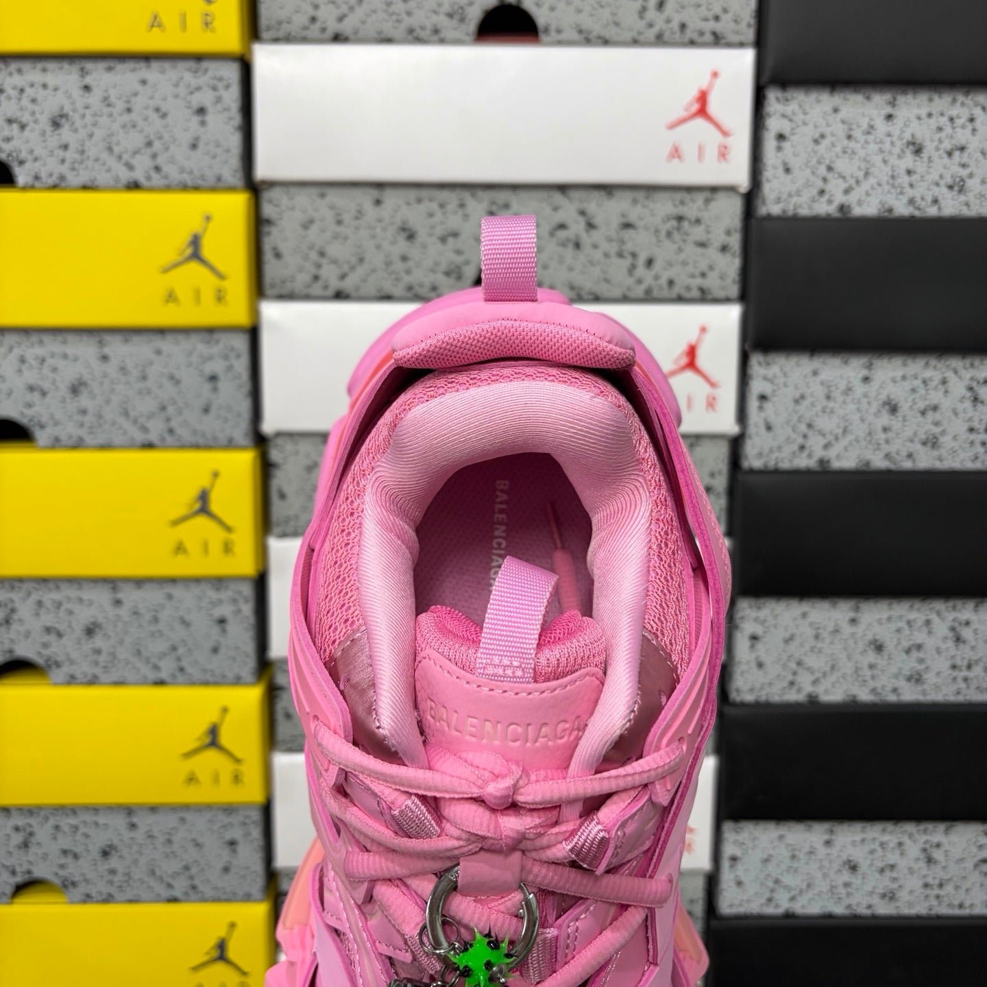 BLG Track Triple Pink