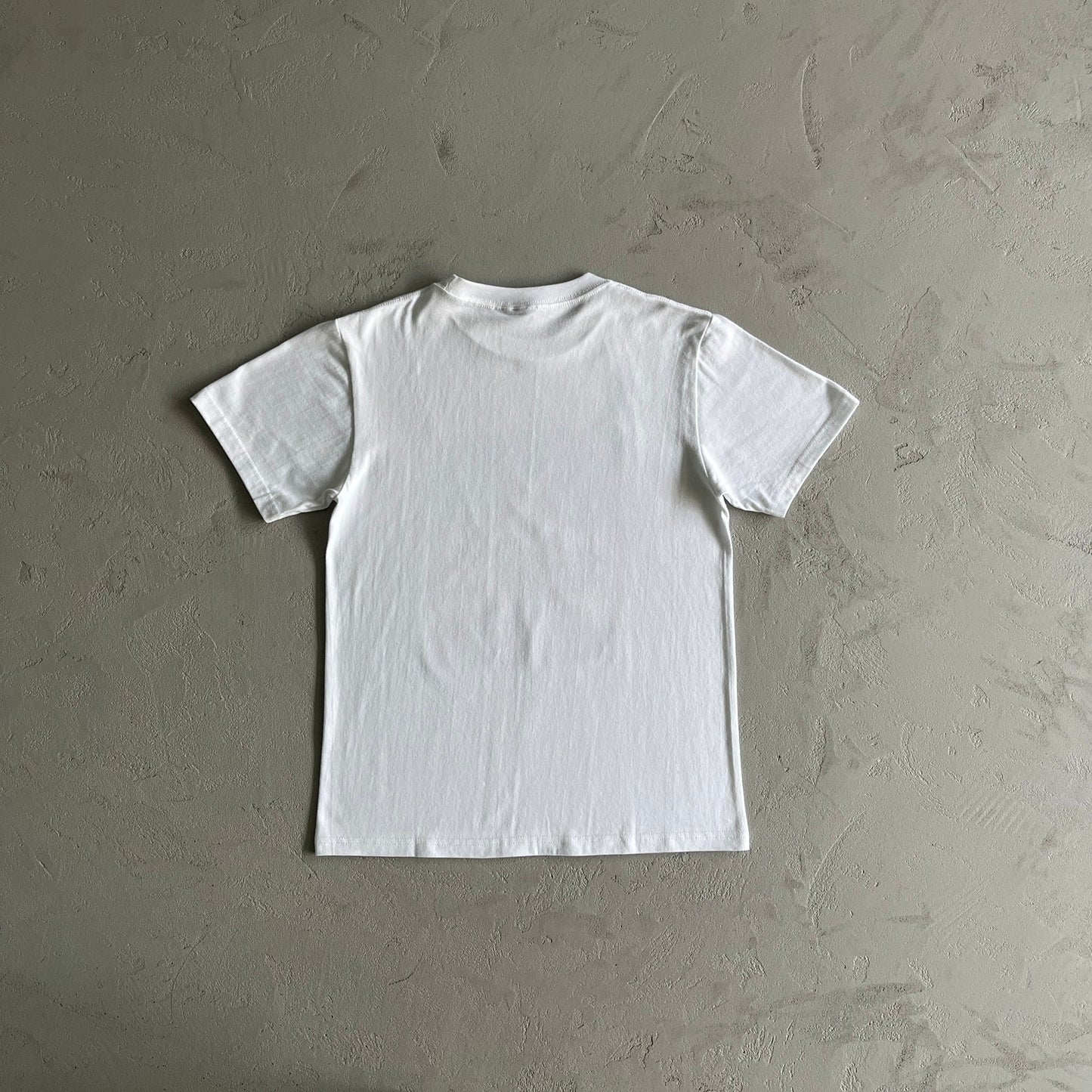 Hand white T shirt