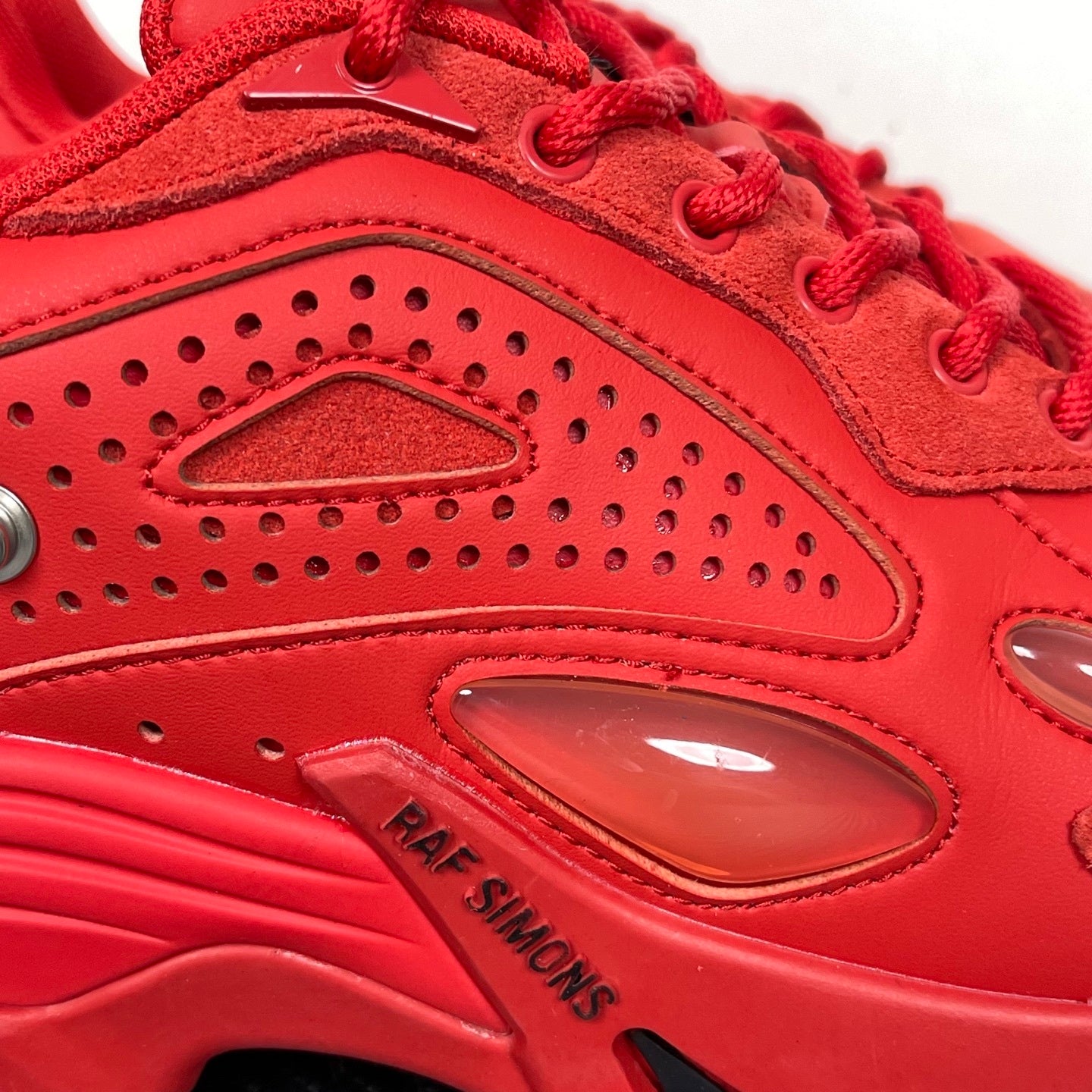 Cylon-21 Red