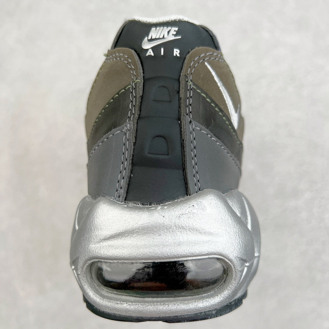 95 Black Metallic Silver