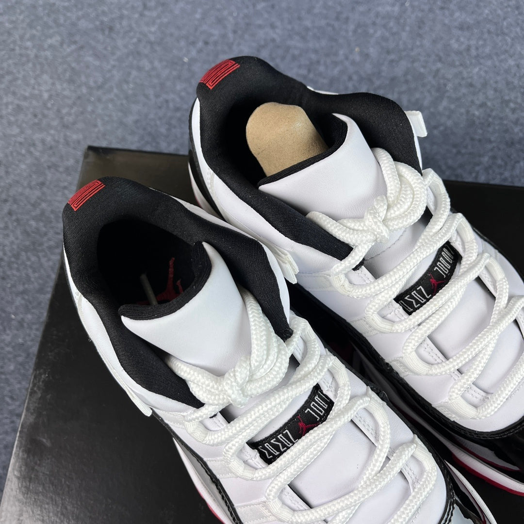 AJ11 Retro Low Concored Red