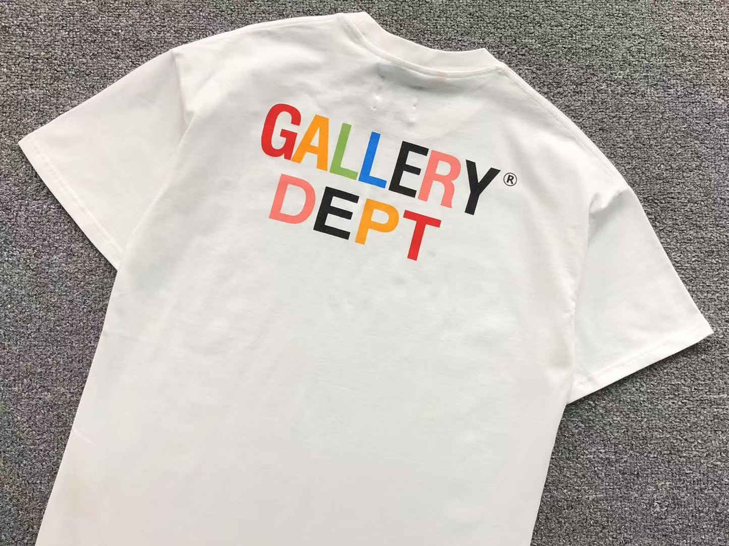 T-shirt GALLERY DEPT