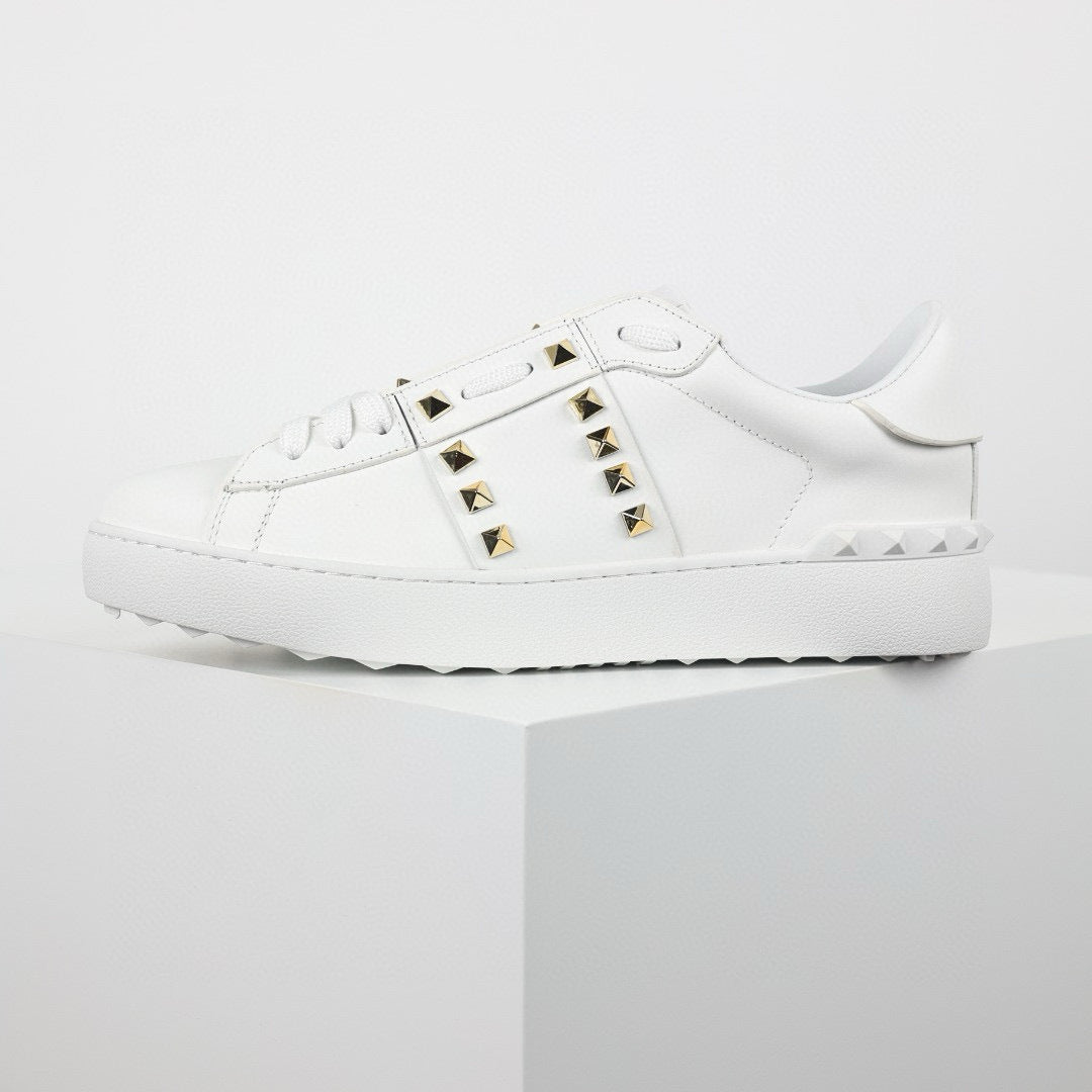 Valentino Rockstud Untitled White