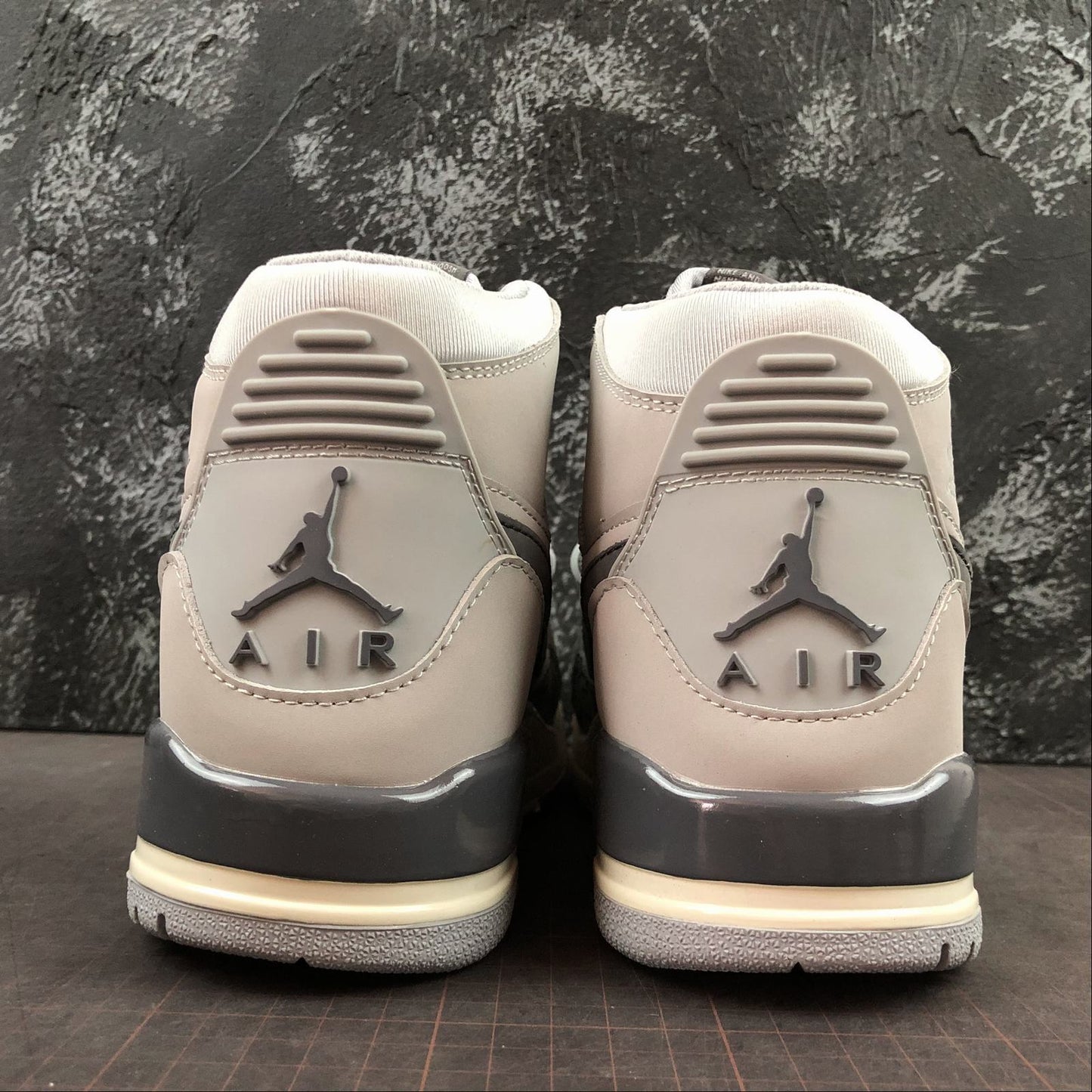 Legacy 312 Wolf Grey