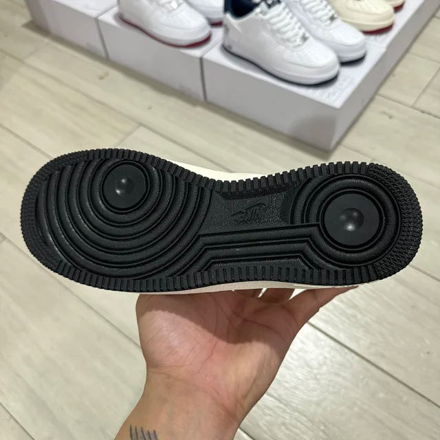 AF1