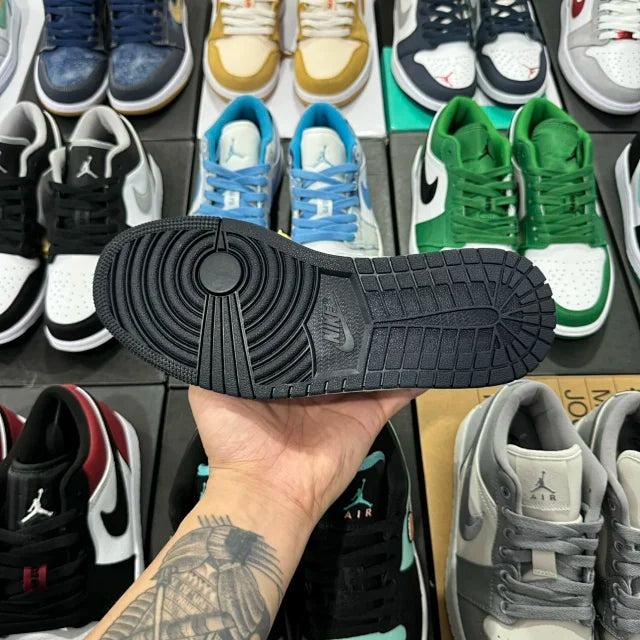 AJ1 Low