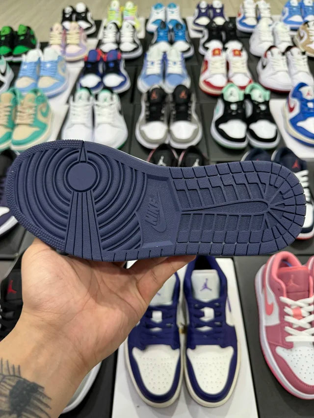 AJ1 Low