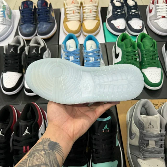 AJ1 Low