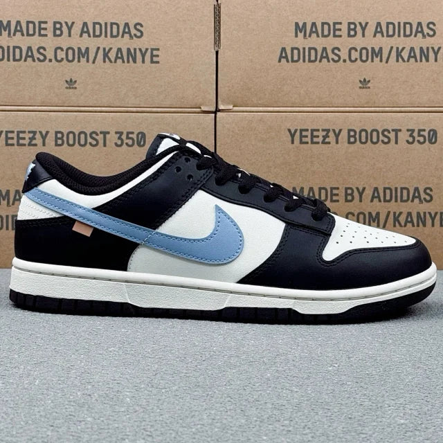 Dunk SP Blue And Black