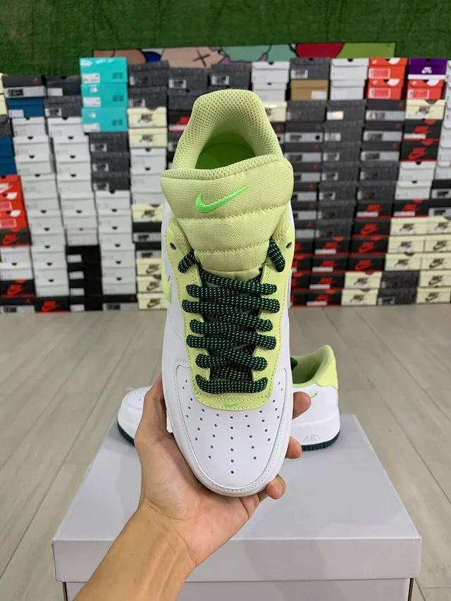 AF1
