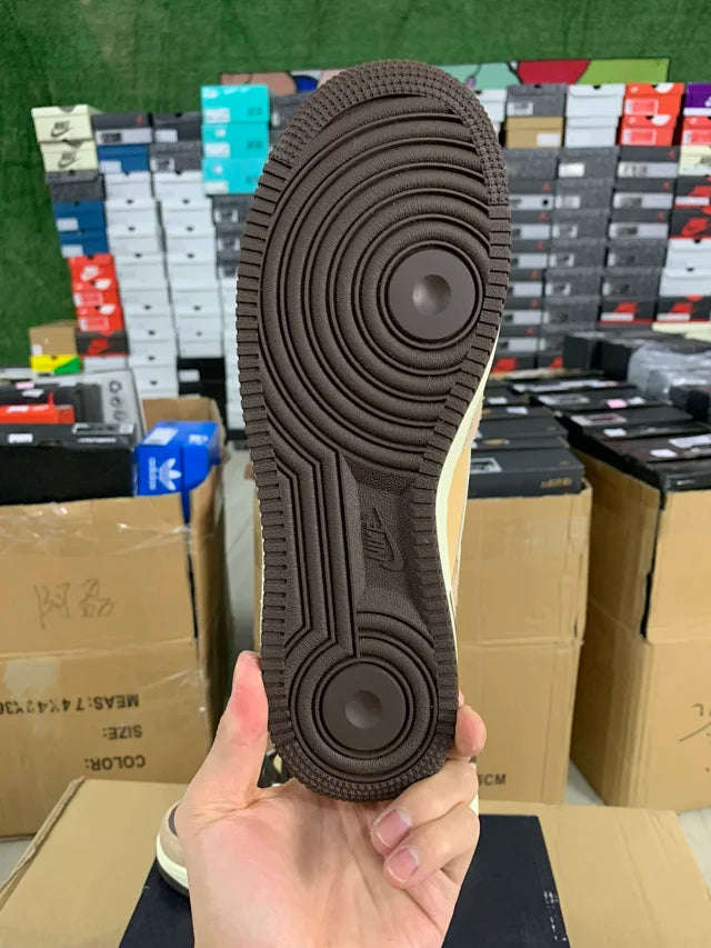 AF1