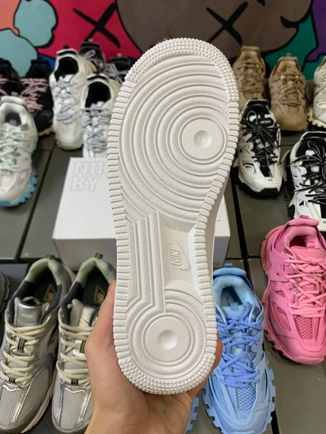 AF1