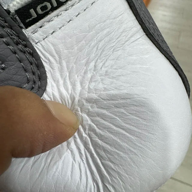 AJ13 Atmosphere Grey