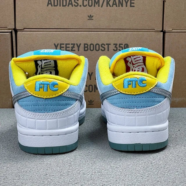 Dunk SB Lagoon Pulse