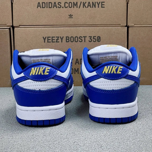 Dunk SB Supreme Stars Hyper Royal