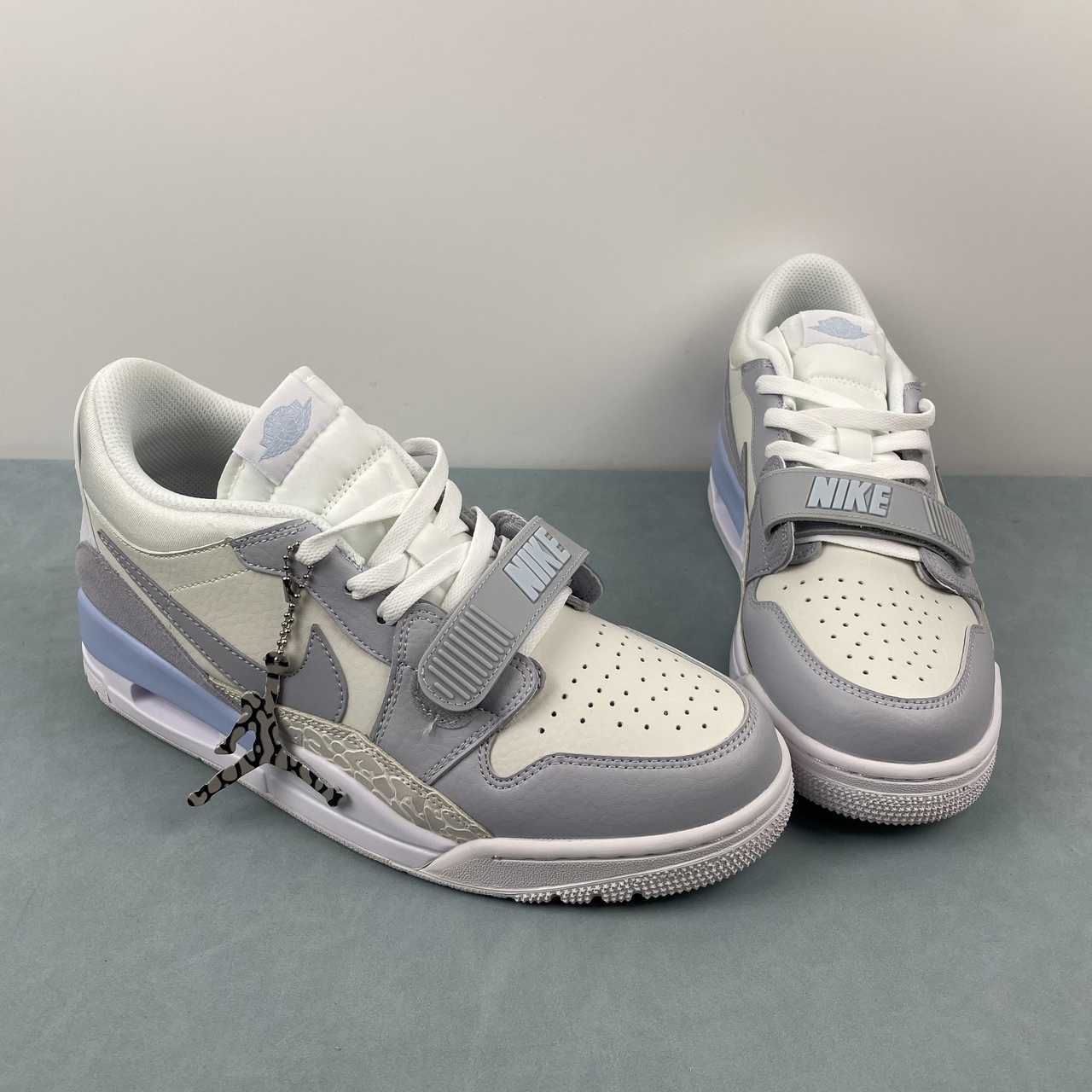 Legacy 312 Glacier Blue