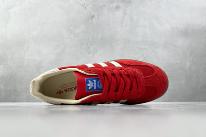 Samba Red White