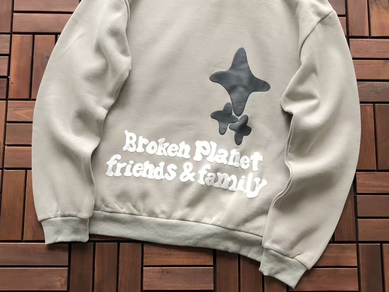 Broken Hodie