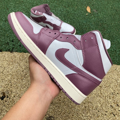 AJ1 MID Sky J Mauve