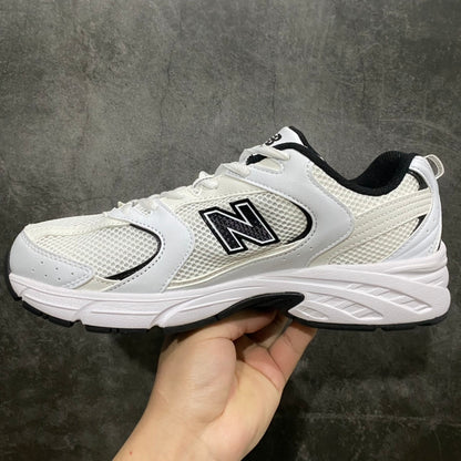 530 White and Black