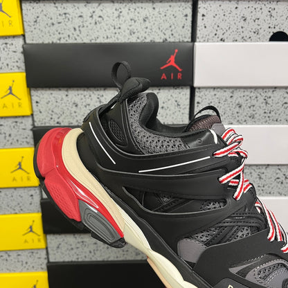 BLG Track Black Grey Red