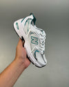 530 White and Green