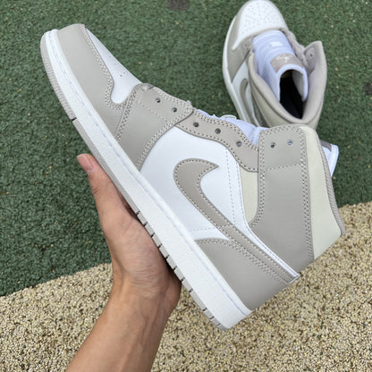 AJ1 MID Linen