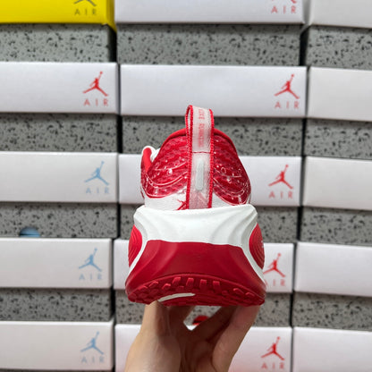 Vomero Plus Red White