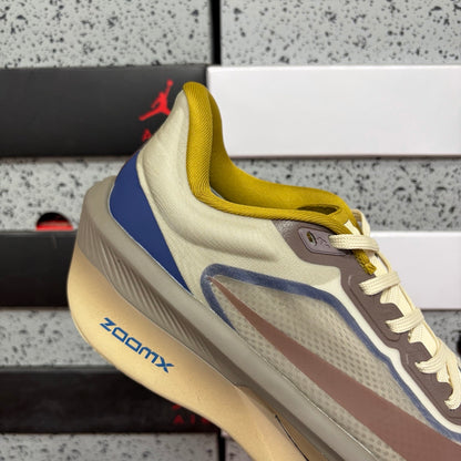 Zoom Fly 6 White/Coffe/Blue