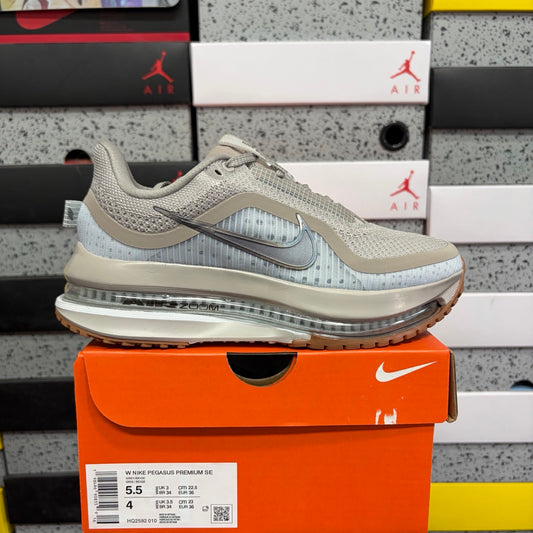 Pegasus Premium Grey