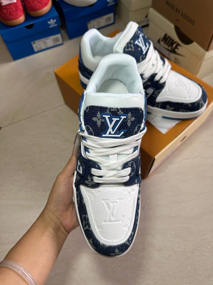 Trainer Blue and White
