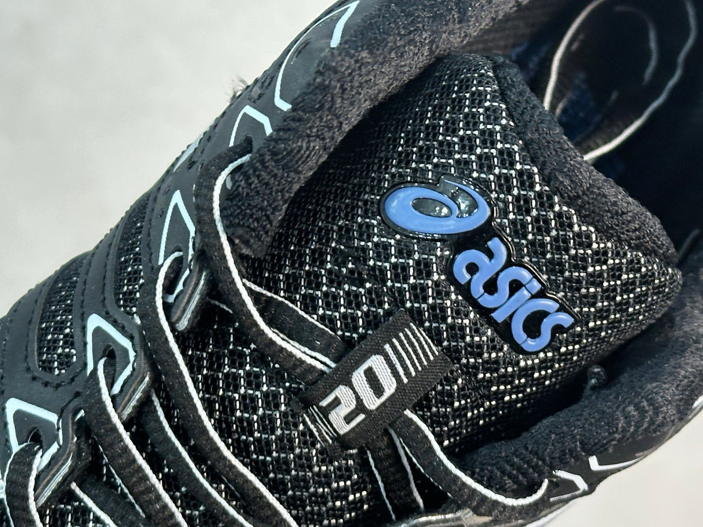 Gel-Kayano 20 Black/Blue