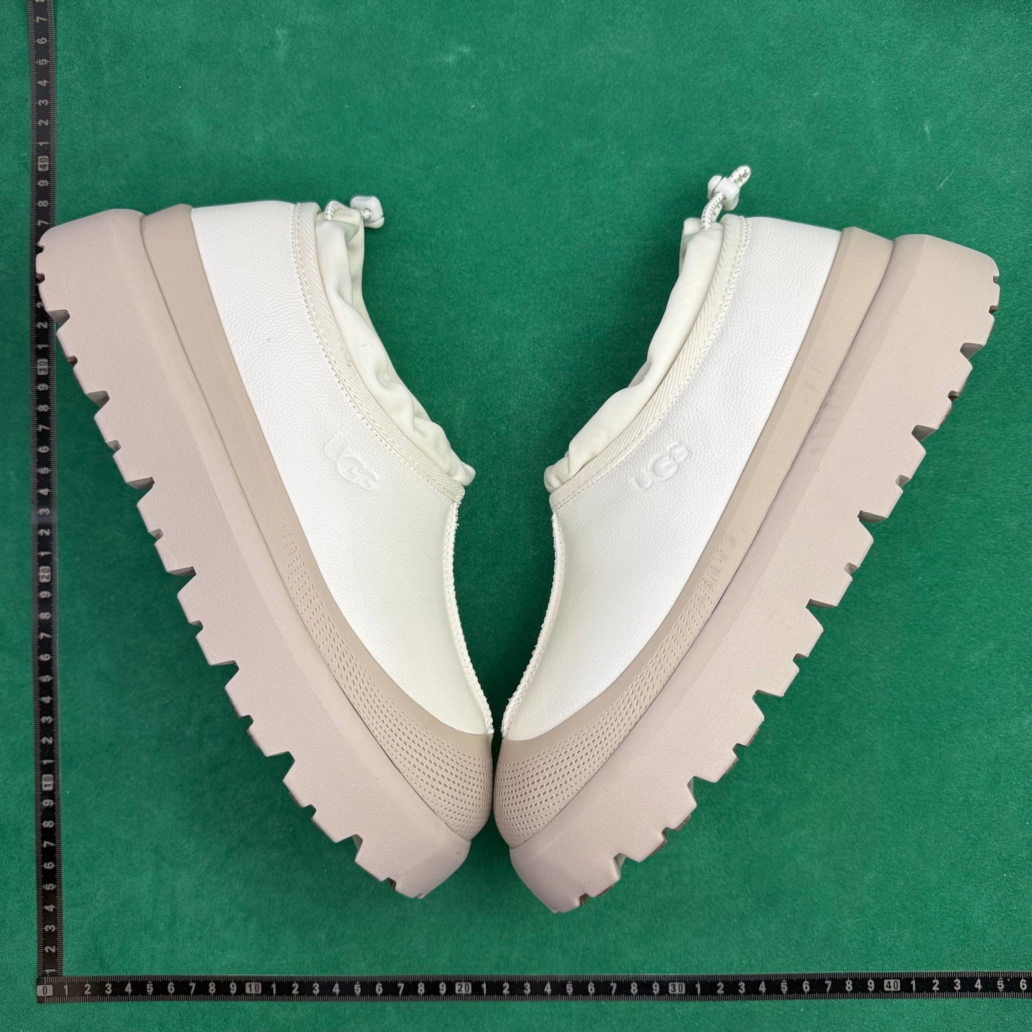 TT UGG