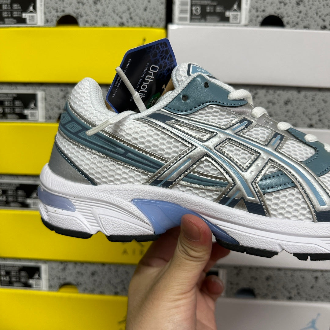 Gel-1130 White/Arctic Sky