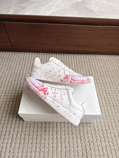 Maison Paint Pink LIght Blue Sole
