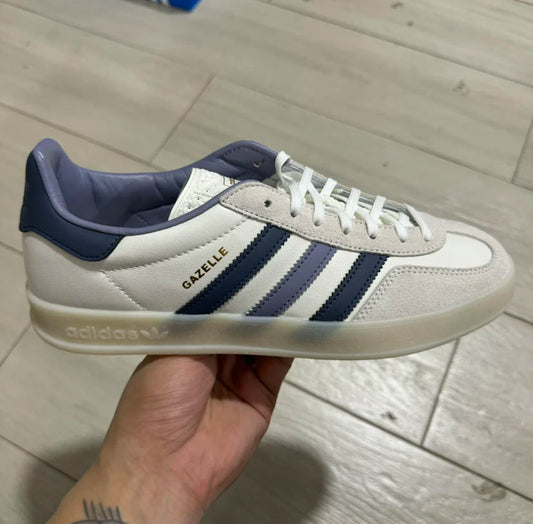 Spezial White and Blue
