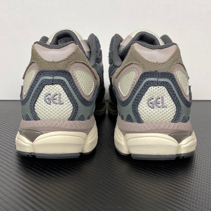 Gel Nyc Oatmeal/Obsidian Grey