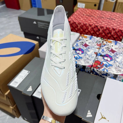 predator elite fg gen pred white