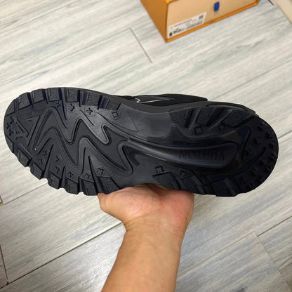 LV Runner Tatic All Black