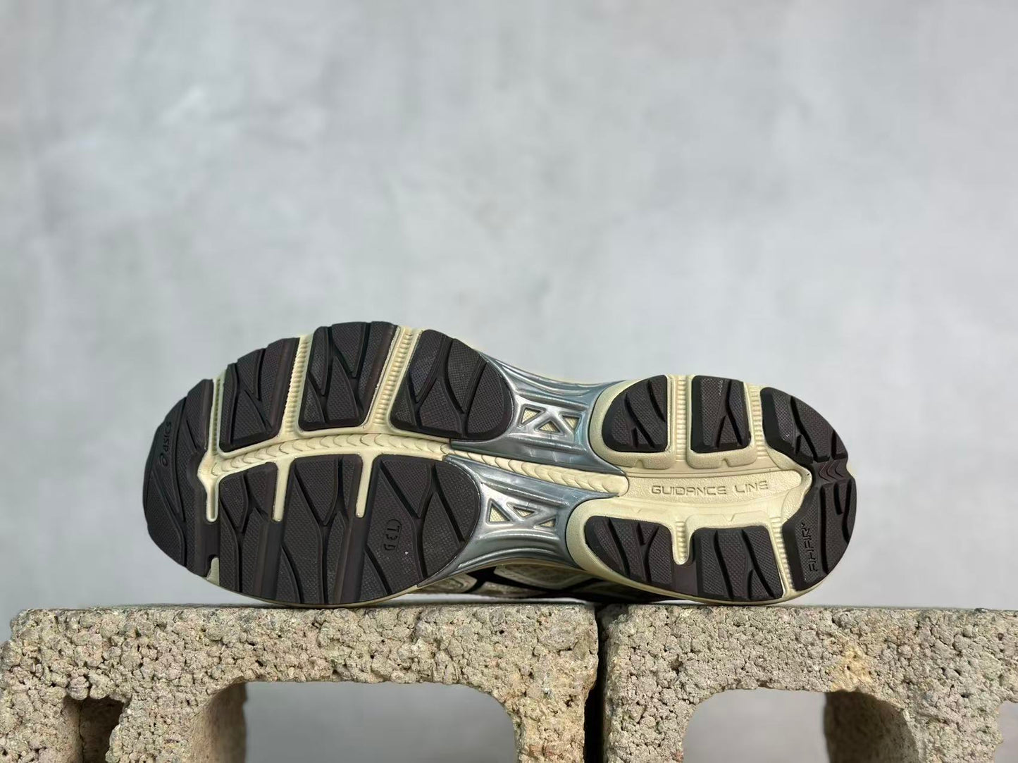 GEL-FLUX 4 Cream Brown
