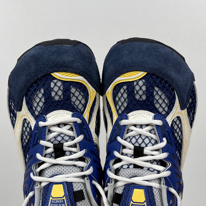 BV Orbit Blue and White