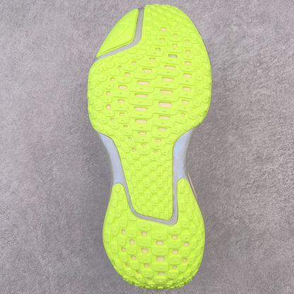 ZoomX Invincible Run Flyknit 3 White/Blue Tint/Purple Agate