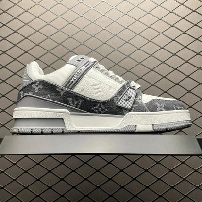Aware Trainer Grey