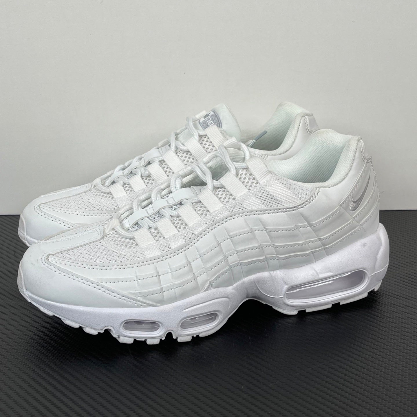 95 All White