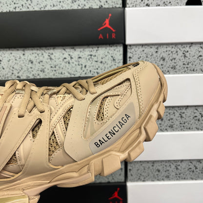 BLG Track Full Beige