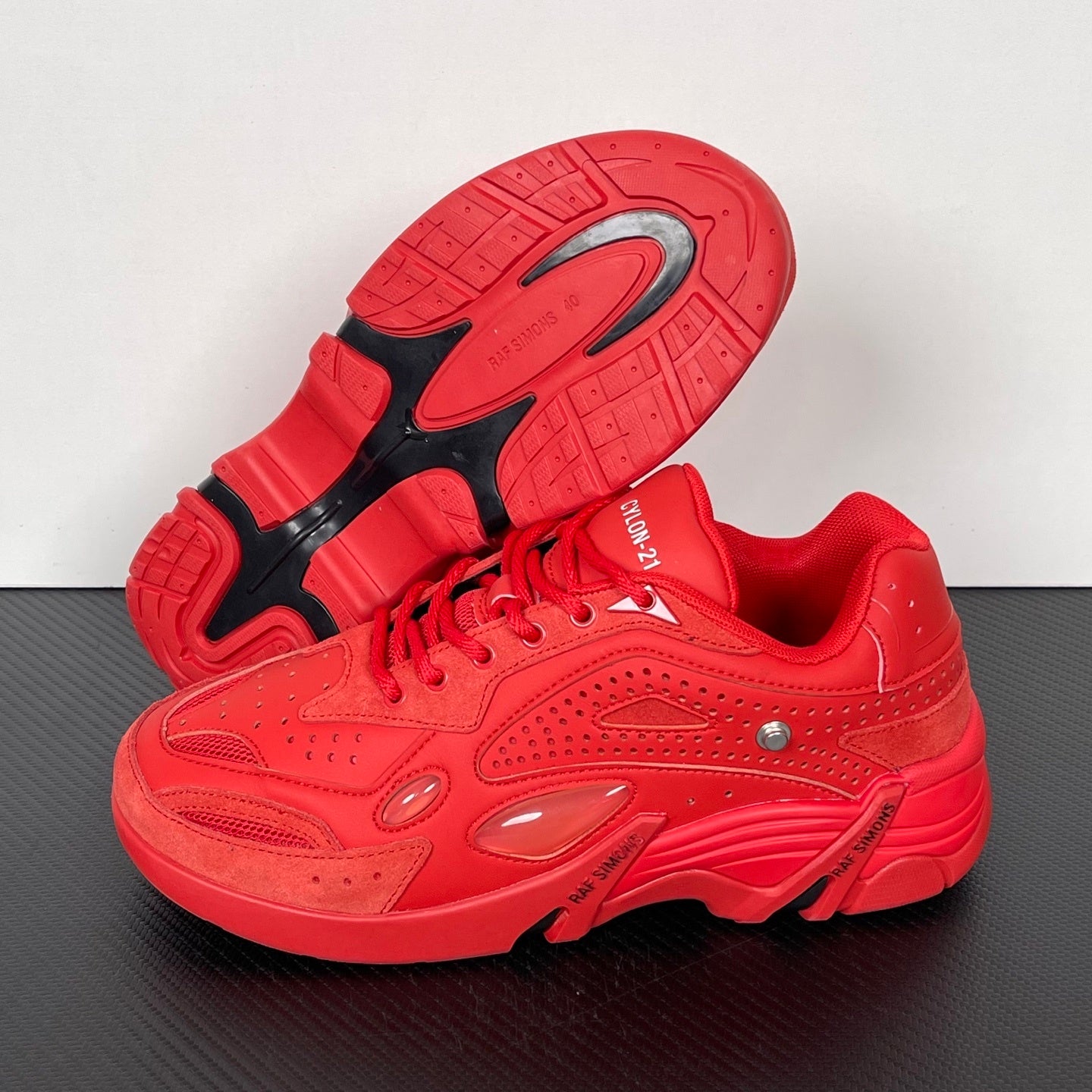 Cylon-21 Red