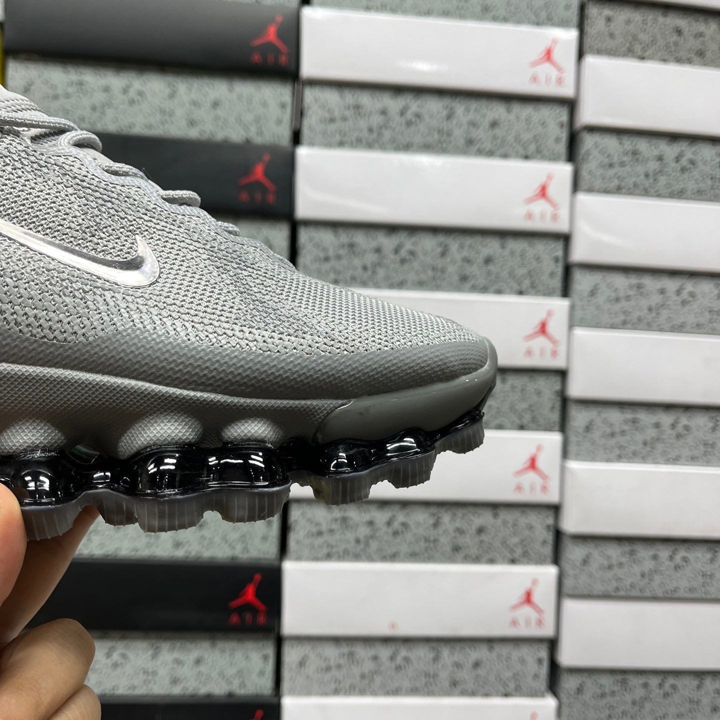 Nk Air Liquid Max Grey
