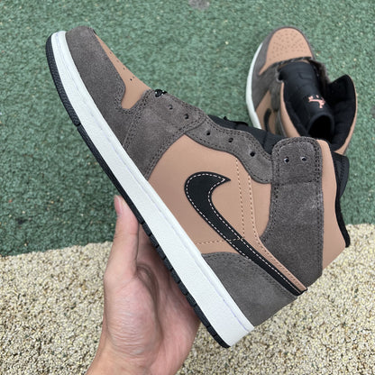 AJ1 MID Dark Chocolate