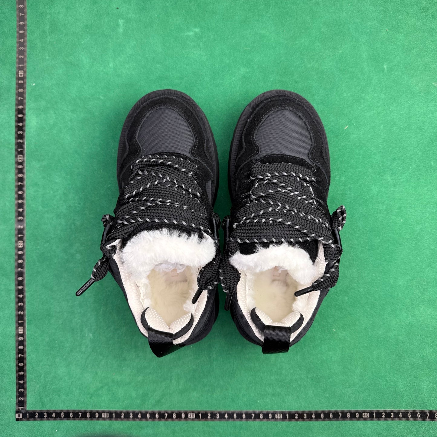 TT UGG Astromel